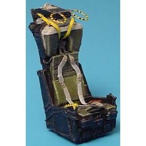  Martin Baker Mk F7 Ejection Seat 1 48 Aires: Toys & Games