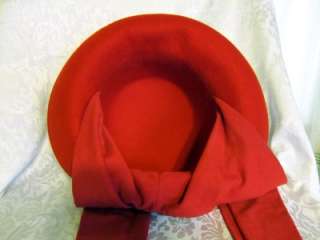 Womens Soft Felt Hat RED with attached ties VERY NICE!!  