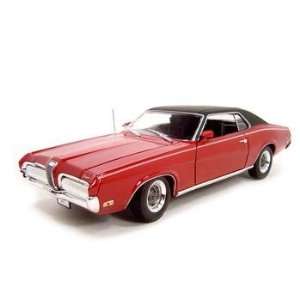  1970 Mercury Cougar XR7 1/18 Red: Toys & Games