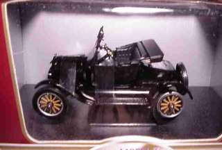 Sunstar 1:24 1925 Ford Model T Runabout Roadster  