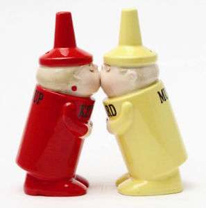 KETCHUP & MUSTARD SALT PEPPER SHAKERS MAGNETIC KITCHEN  