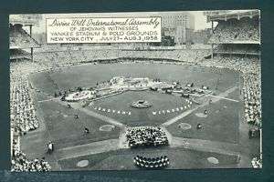 B0557 Yankee Stadium postcard, 1958, Jehovahs Witnesses  
