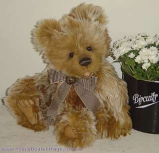 New **COLLECTABLE CHARLIE BEAR ~ PADDYWACK** 43cm  