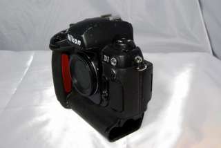 Nikon D1 camera body only 2.7MP digital SLR 0720916059007  