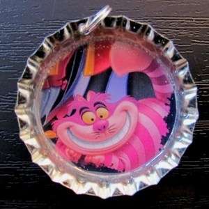 Disney Alice in Wonderland Cheshire Cat bottle cap charm necklace 