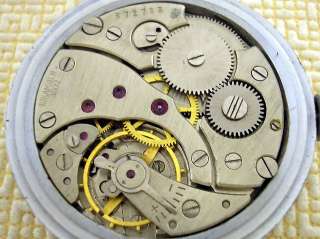   prior to bidding the watch has a movement analogous rolex 1930 1940 s