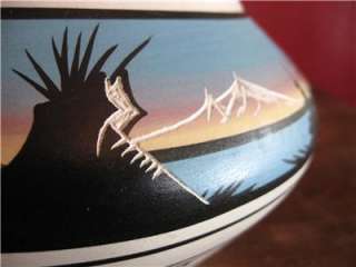 NAVAJO NAATSIILID MOUNTAIN POT Signed INEZ Native American Art Pottery 