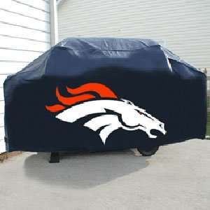  Denver Broncos NFL DELUXE Barbeque Grill Cover: Sports 