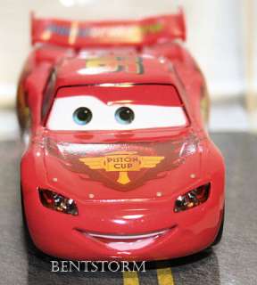 Disney Store CARS 2 Lightning MCQUEEN Red Race Car Diecast Collector 