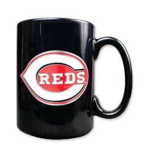  Cincinnati Reds 15oz Black Ceramic Mug: Kitchen & Dining