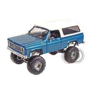  1973 1975 Chevy K5 Blazer Lifted 1/24 Blue w/ TrXus MT 