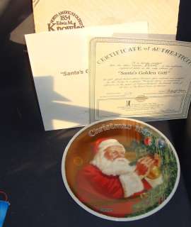1987 KNOWLES ROCKWELL CHRISTMAS PLATE SANTA GOLDEN GIFT  