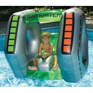    STARFIGHTER SUPER SQUIRTER INFLATABLE POOL FLOAT: Toys & Games