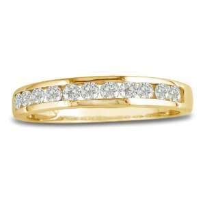   Gold Round Diamond Anniversary Ring (1/4cttw. H/I I1  I2): Jewelry