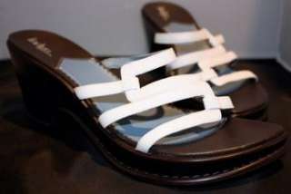 Clarks Indigo White Leather Sandals sz 9  