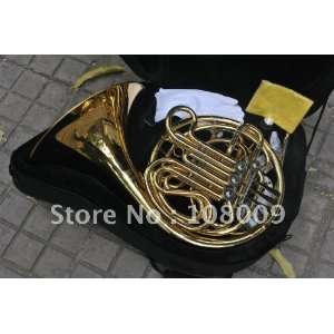   horn gold lacquer f/bb brass body with case: Musical Instruments
