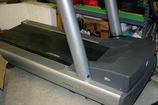 Life Fitness 95Ti Treadmill LOCAL PICKUP ONLY  