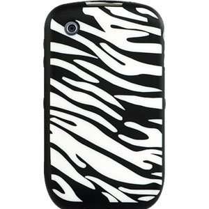   White/Black Zebra for BlackBerry Curve 8520: Cell Phones & Accessories