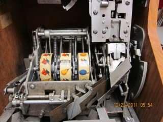   Mills Chevron QT 5 cent NICKLE ORIGINAL SLOT MACHINE WORKING  