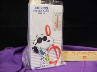Snoopy 7 1/2 AM FM radio in the original box  