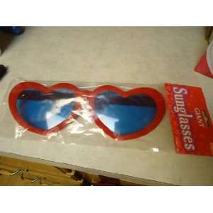  Giant Red Heart Shaped Costume Novelty Sunglasses   11 