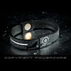  Power Core Streamline Wristband Black & White Medium 
