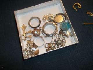 JUNK DRAWER LOT OF JEWELRY  SOME NICE PIECES  