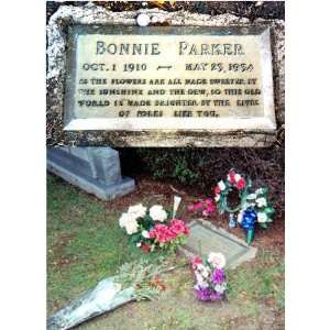 Bonnie Parker Internment Site 8 1/2 X 11 Color Novelty Photograph