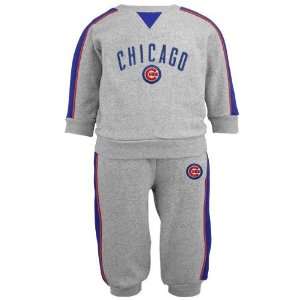    Chicago Cubs Infant Ash Sweatshirt Jog Suit