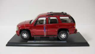 2001 GMC Yukon Denali Diecast Model Car   SUV   1:18 Scale   Welly 