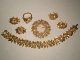 AVON Goldtone Pearl SUITE Bracelet Brooch Ring Earrings  