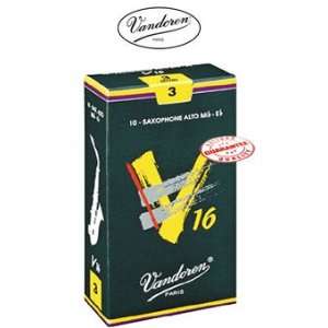  VANDOREN V16 SERIES ALTO SAXOPHONE REEDS BOX OF 10   2.5 